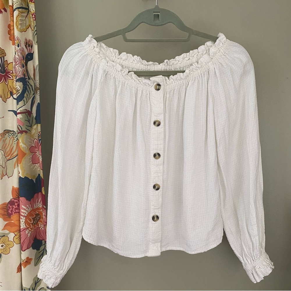 H&M blouse size 2 EUC